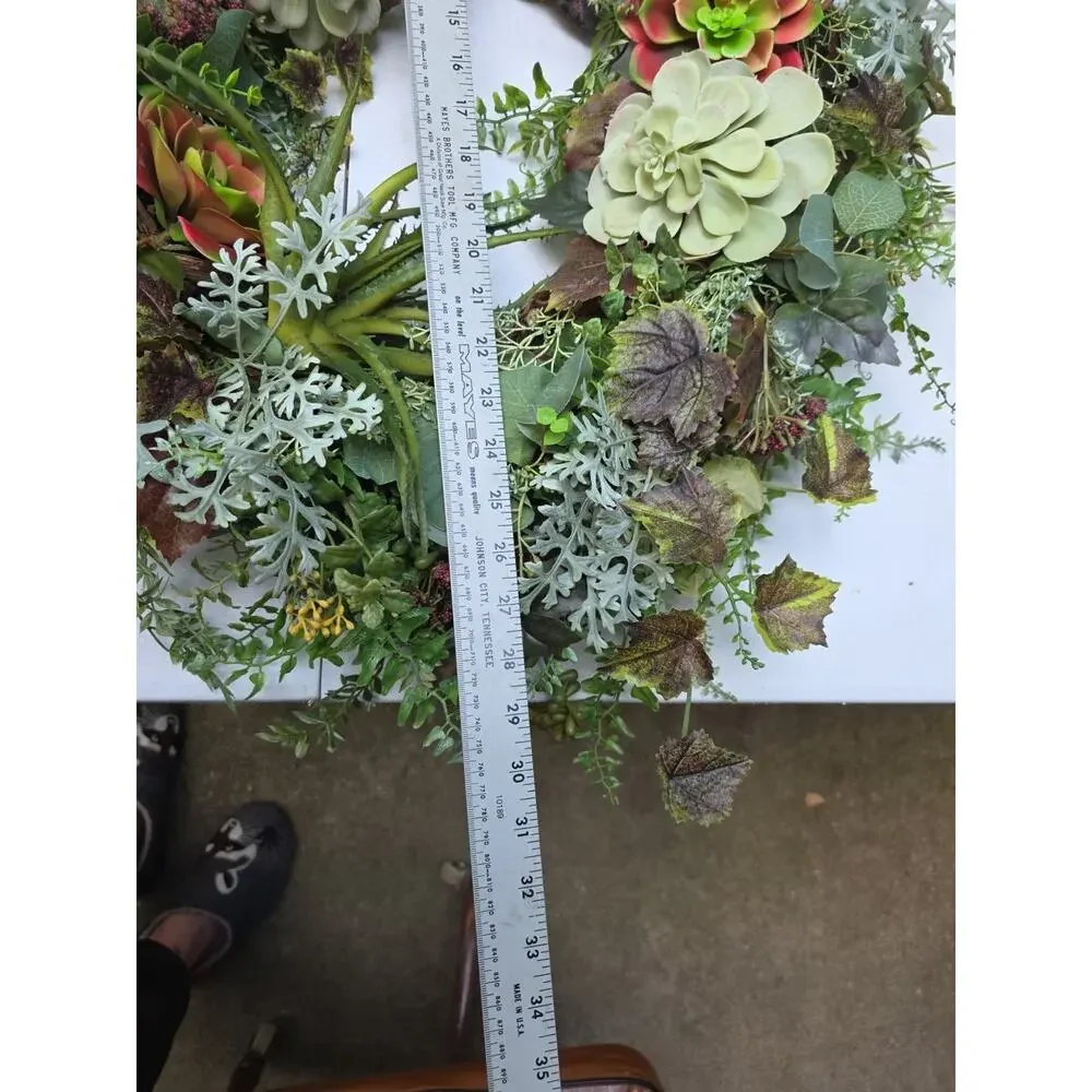 Succulent Green Wreath Eucalyptus 30